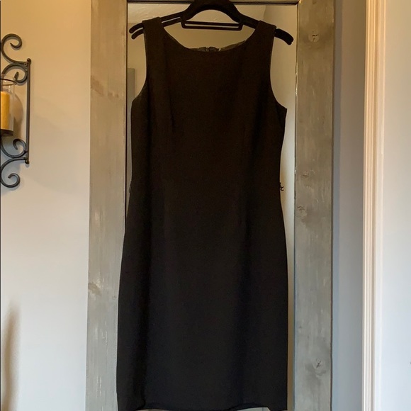Basic Black Dress - Picture 1 of 6